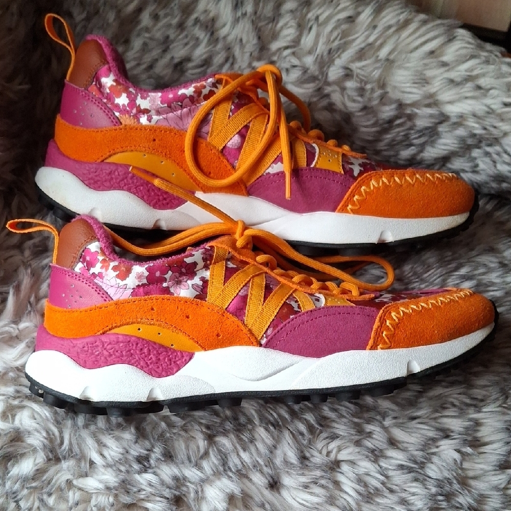 Vibrant Floral Women's Sneakers - Picture 2 of 5